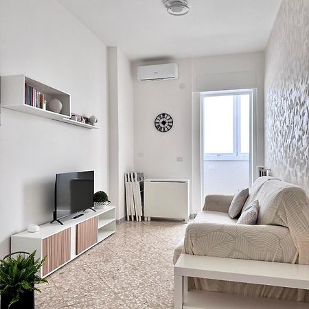 Aliste Apartment Бриндизи Экстерьер фото