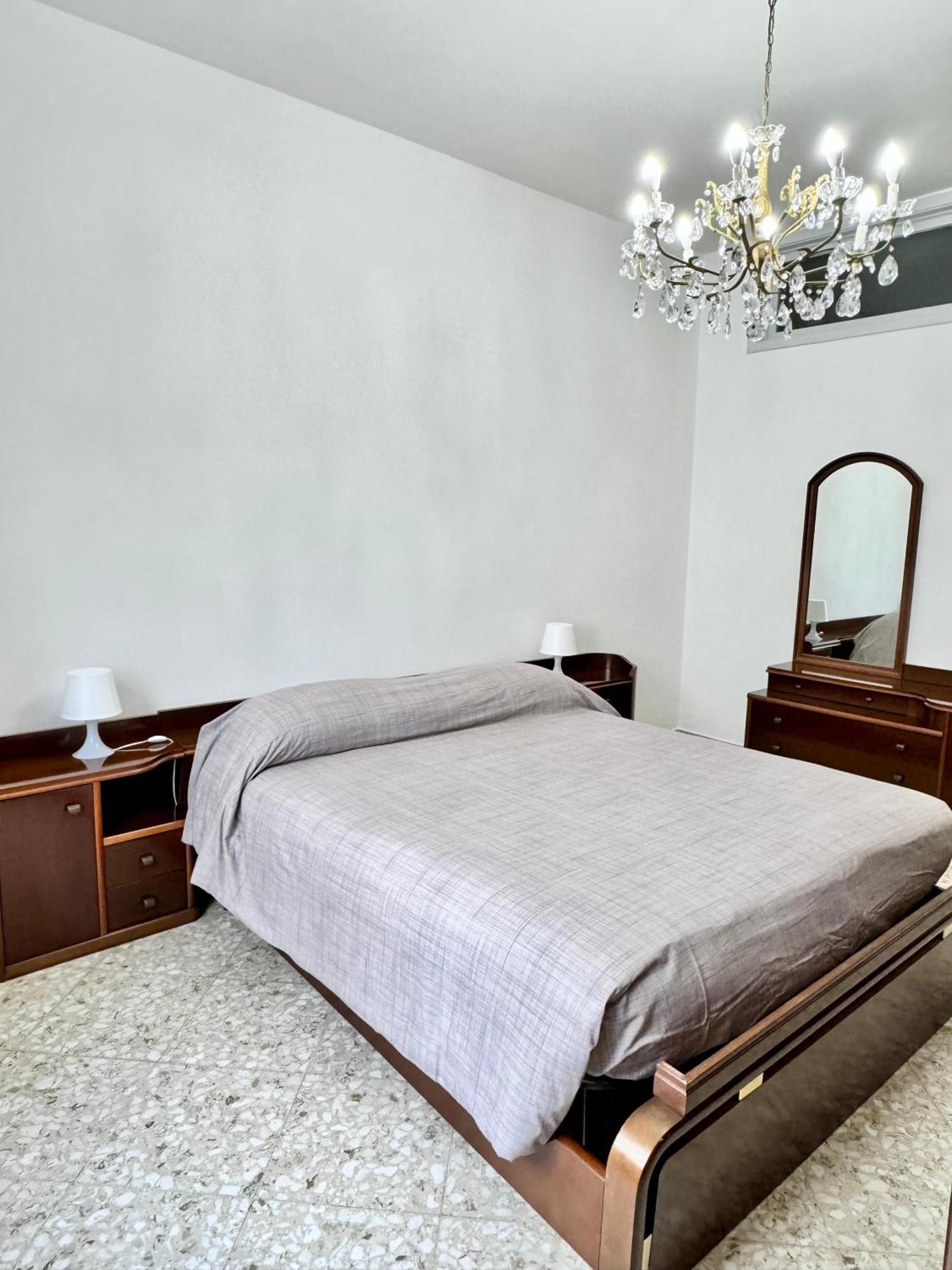 Aliste Apartment Бриндизи Экстерьер фото